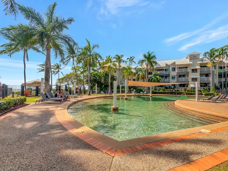 65 Vasey Esplanade