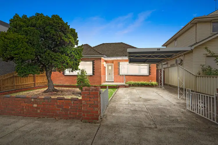 88 Edwardes Street