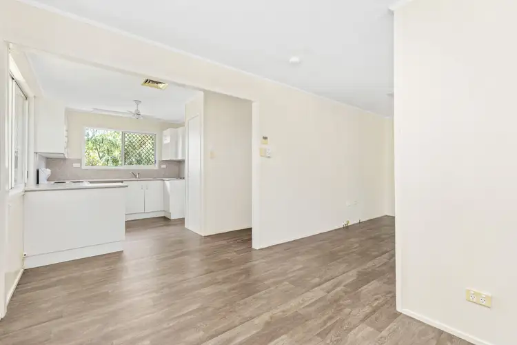 Sixth view of Homely house listing, 31 Jacqueline Drive, Emerald QLD 4720
