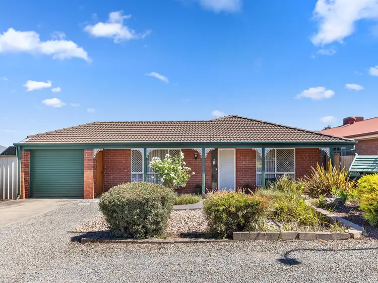 14 Shillabeer Crescent, Woodcroft SA 5162
