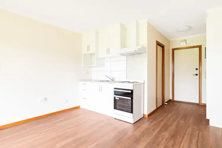 Second view of Homely house listing, 2/133 Calder Highway, Red Cliffs VIC 3496