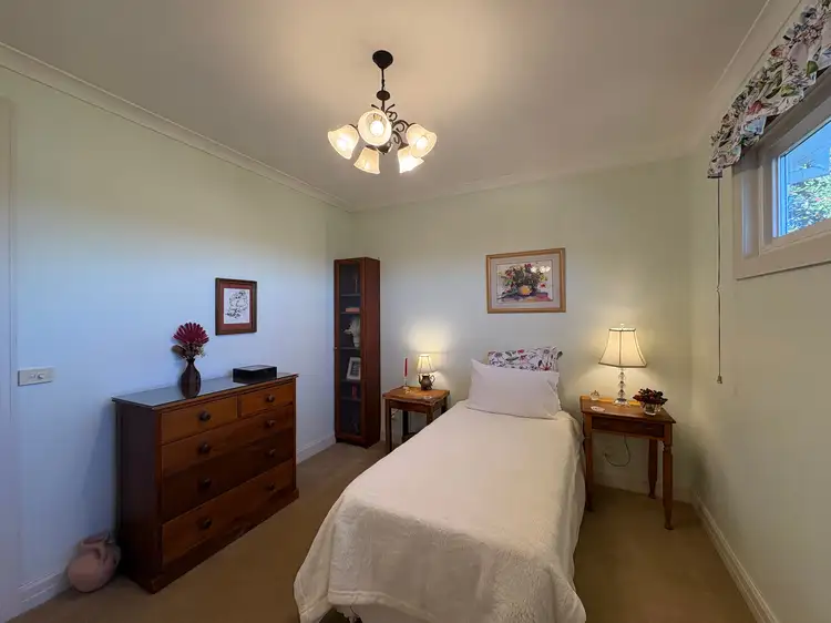 2/4 Hudson Court, Ashburton VIC 3147