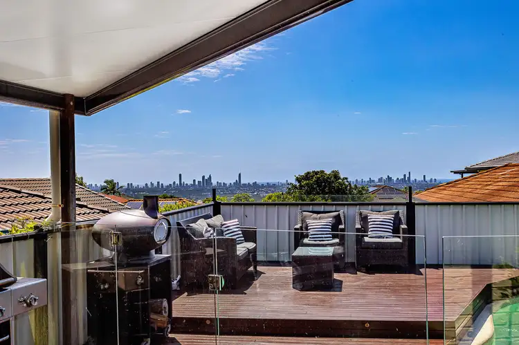 9 Marriott Way, Highland Park QLD 4211