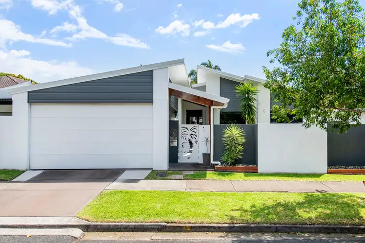 5 Goss Avenue, Labrador QLD 4215