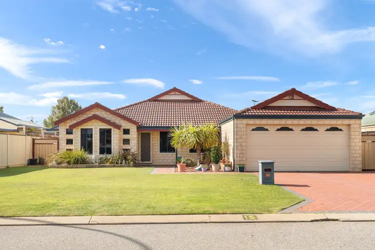 15 Pastrana Crescent, Port Kennedy WA 6172