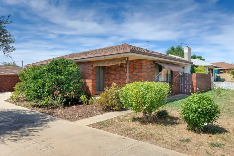 Main view of Homely unit listing, 2/21 Reid Street, Rutherglen VIC 3685