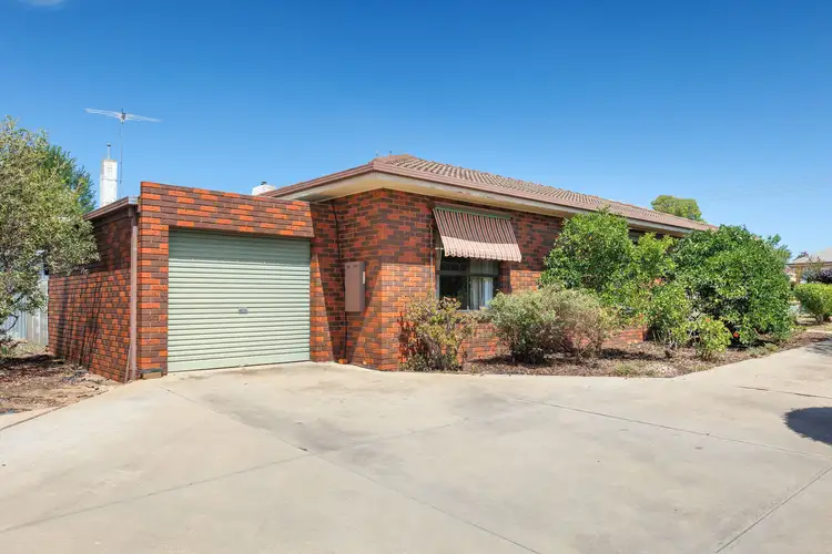 Second view of Homely unit listing, 2/21 Reid Street, Rutherglen VIC 3685