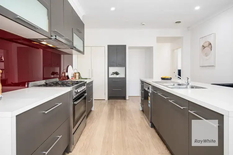 Fifth view of Homely house listing, 4 Landcox Way, Caroline Springs VIC 3023