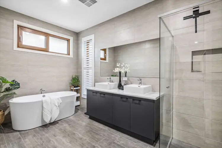 Fifth view of Homely house listing, 33 Tarra Circuit, Mount Barker SA 5251