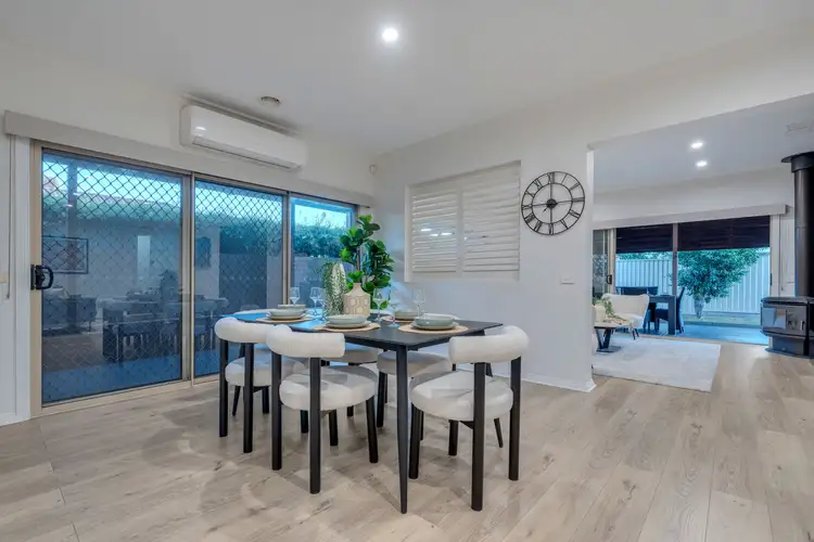 Fifth view of Homely house listing, 17 Lauderdale Drive, Craigieburn VIC 3064