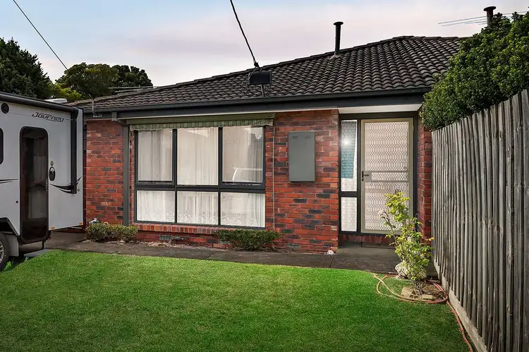 3 Sandpiper Place