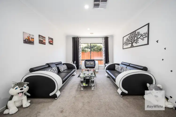 Fourth view of Homely house listing, 11 Gordes Street, Fraser Rise VIC 3336