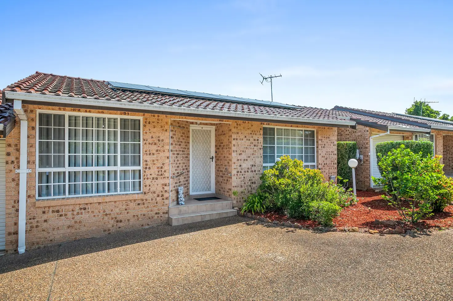 Main view of Homely villa listing, 2/5 Wattle Street, Peakhurst NSW 2210