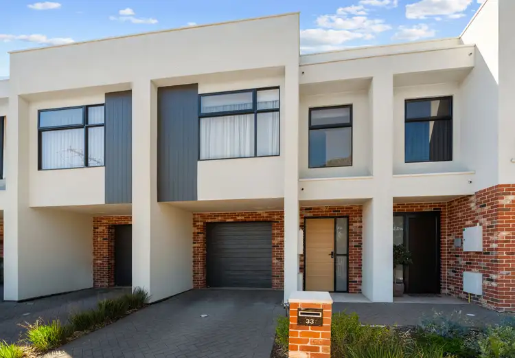 33 Thirza Avenue