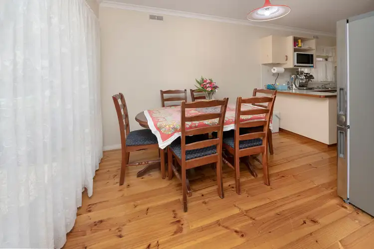 Fifth view of Homely house listing, 8 Mellor Grove, Swan Hill VIC 3585