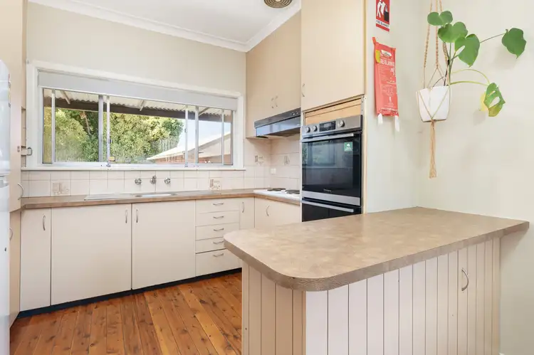 Sixth view of Homely house listing, 554 Kemp Street, Lavington NSW 2641