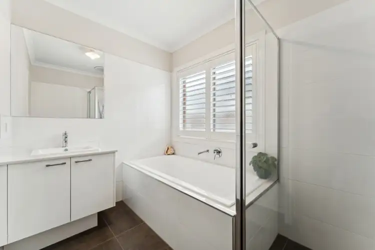 Sixth view of Homely house listing, 7 Harogen Drive, Werribee VIC 3030