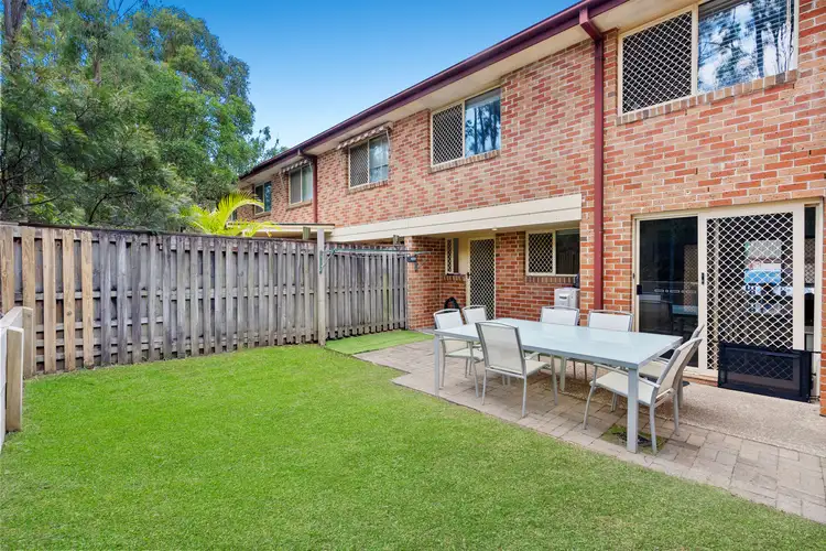 2 Simpsons Road