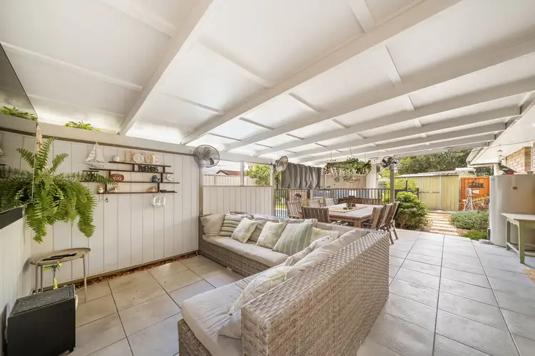 1 Millford Court, Kippa-Ring QLD 4021