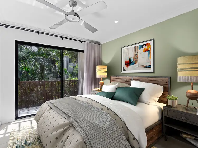 E20/1 Great Hall Drive, Miami QLD 4220