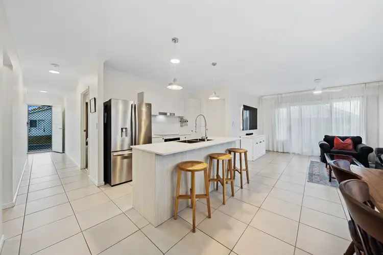 Sixth view of Homely house listing, 33 Bimbadean Circuit, Southside QLD 4570