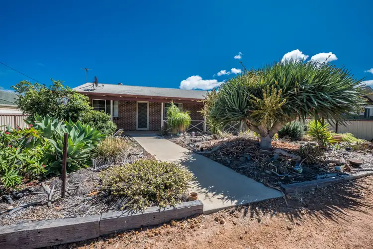 16 Clementina Road, Dongara WA 6525