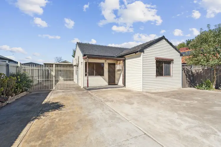 9 Zinnia Street, Reservoir VIC 3073