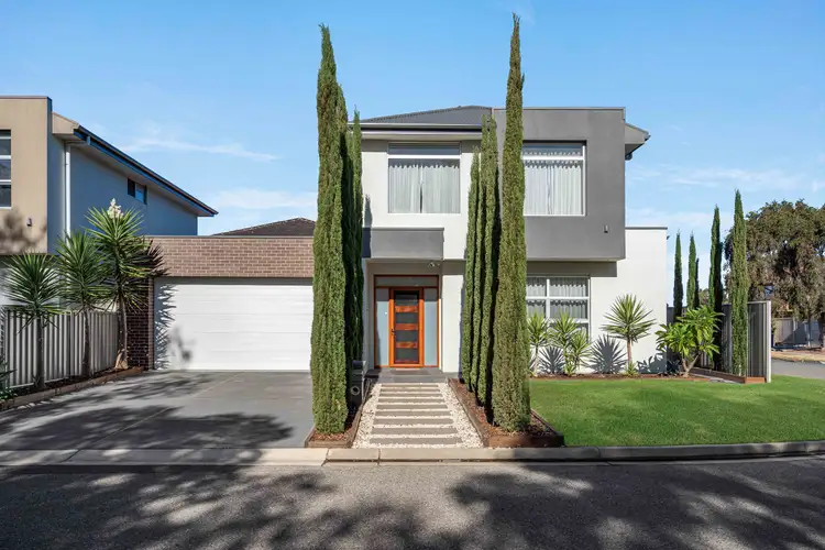 1A Greenfield Crescent, West Lakes Shore SA 5020