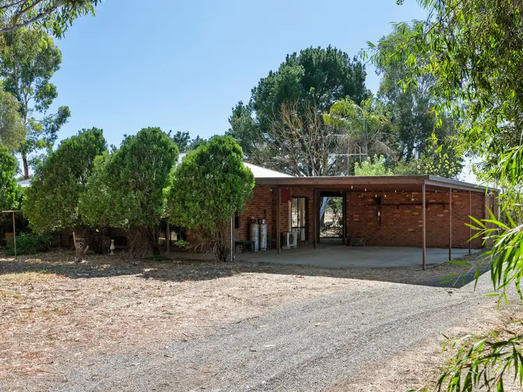 14 Hossack Road