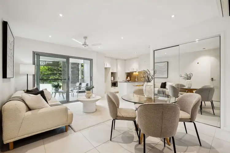 2 Little Bennett Street