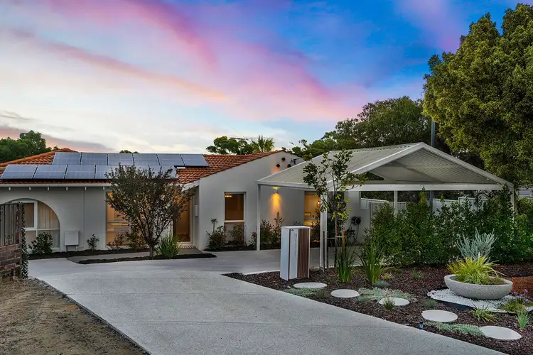 11 Blaxland Way, Padbury WA 6025