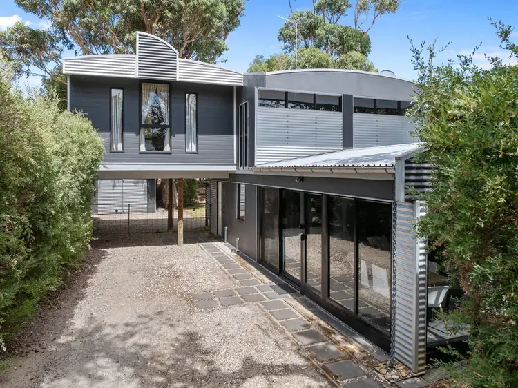 27 Veronica Street, Inverloch VIC 3996