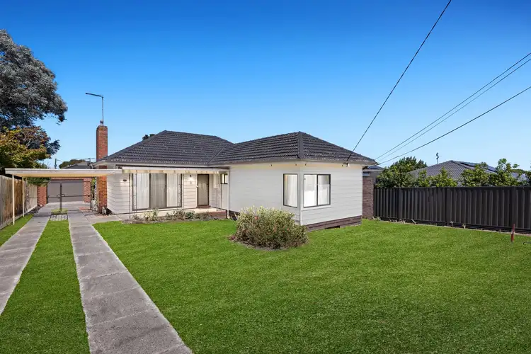 Fifth view of Homely house listing, 2 Mcnally Street, Mount Waverley VIC 3149