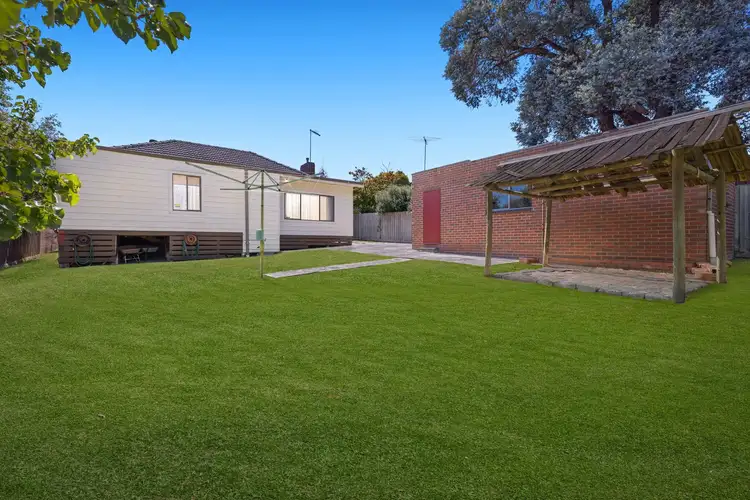 Sixth view of Homely house listing, 2 Mcnally Street, Mount Waverley VIC 3149