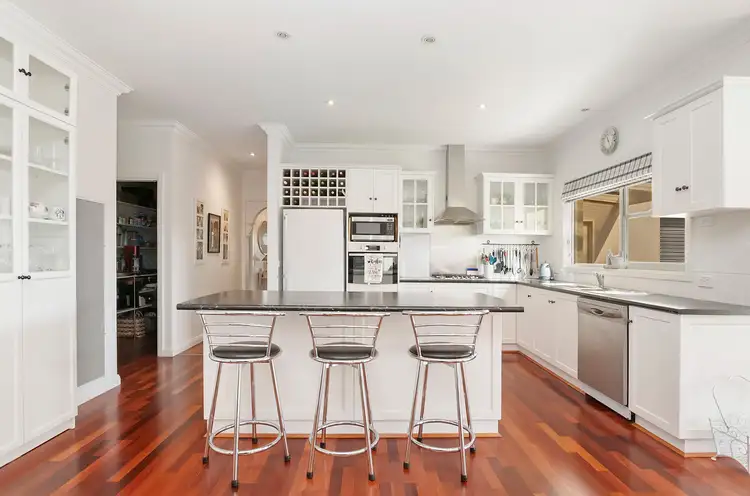 Fifth view of Homely house listing, 10 Katya Court, Warrnambool VIC 3280