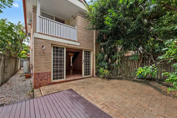 454 Montague Road