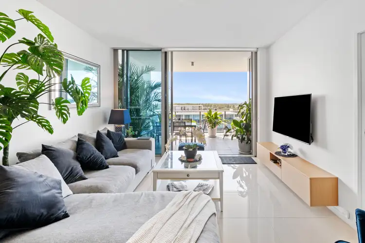 11109/25 East Quay Drive, Biggera Waters QLD 4216