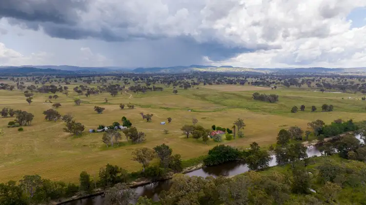 1548 Gwydir River Road, Camerons Creek NSW 2359