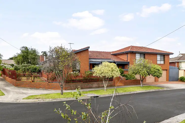 2 Hull Court, Greenvale VIC 3059
