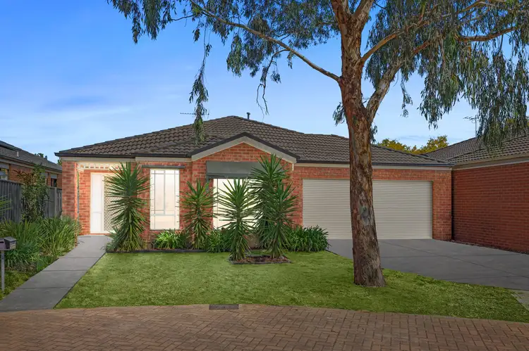 6 Bold Mews, Manor Lakes VIC 3024