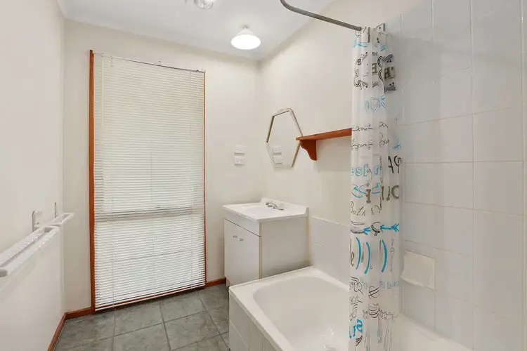 Fifth view of Homely house listing, 17 Kantara Crescent, Lara VIC 3212