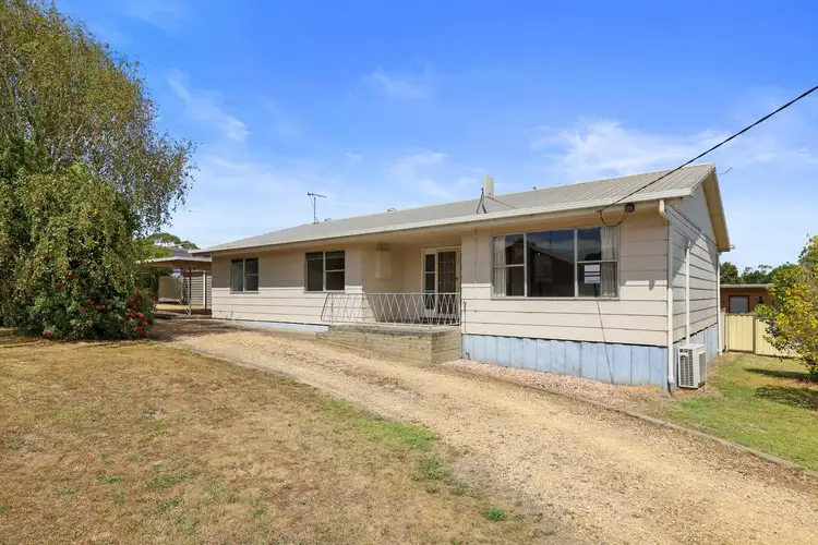 15 Church Street, Timboon VIC 3268
