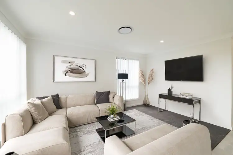 Second view of Homely house listing, 32A Vaucluse Place, Parkes NSW 2870