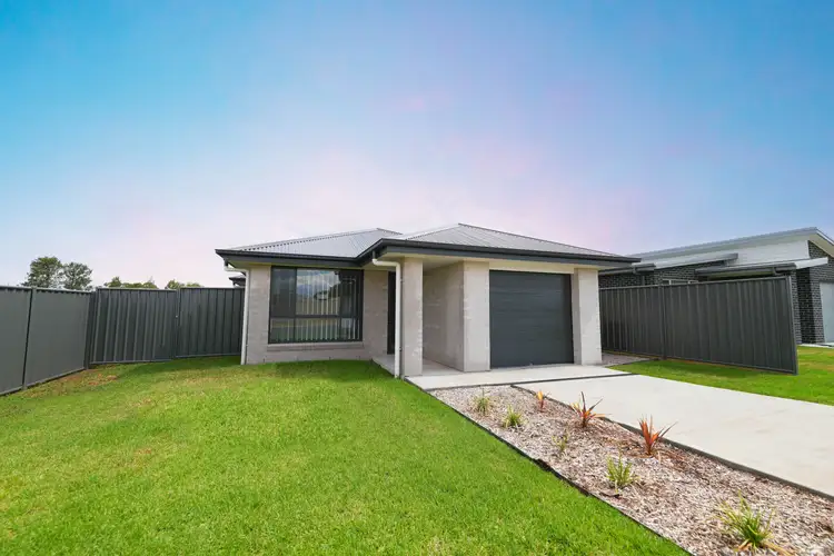 32B Vaucluse Place, Parkes NSW 2870