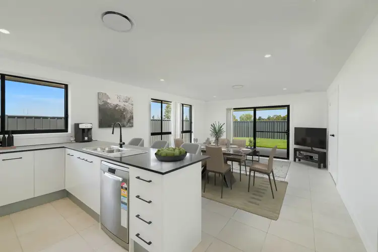 Second view of Homely house listing, 32B Vaucluse Place, Parkes NSW 2870