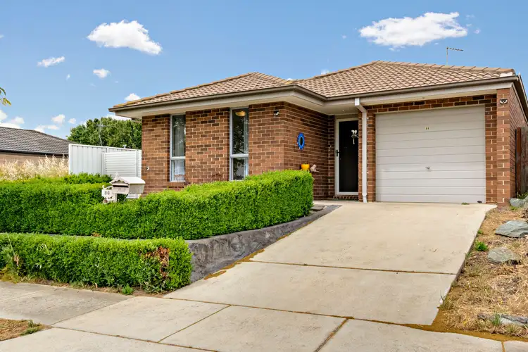 Main view of Homely house listing, 86 Hollows Circuit, Macgregor ACT 2615