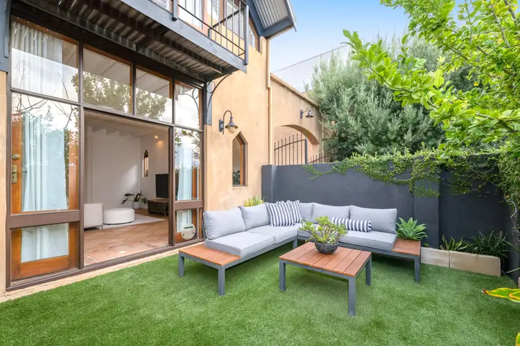1/65 Quarry Street, Fremantle WA 6160