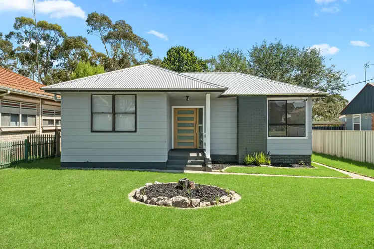 37 Churchill Street