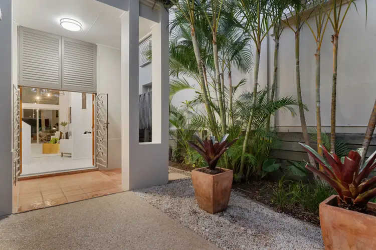 Second view of Homely house listing, 42 Flame Tree Crescent, Carindale QLD 4152