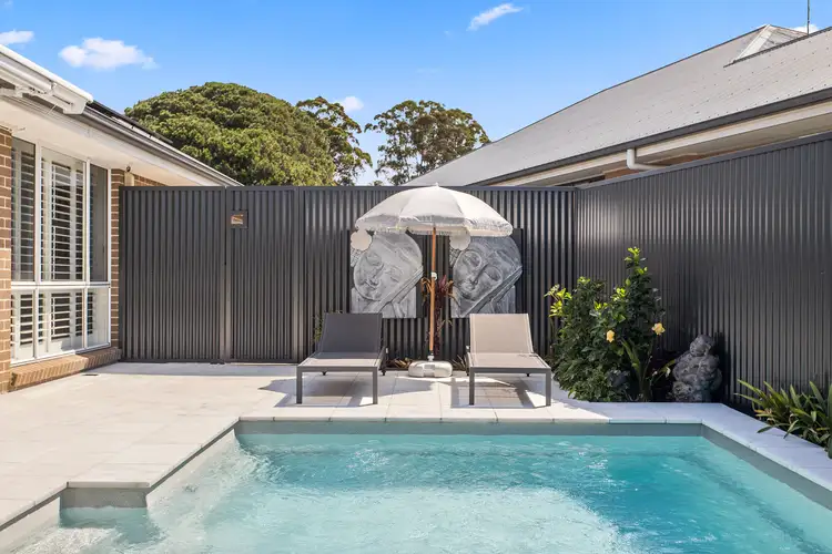 15 Yellow Rock Road, Tullimbar NSW 2527